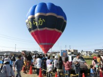 午後になっても途切れない